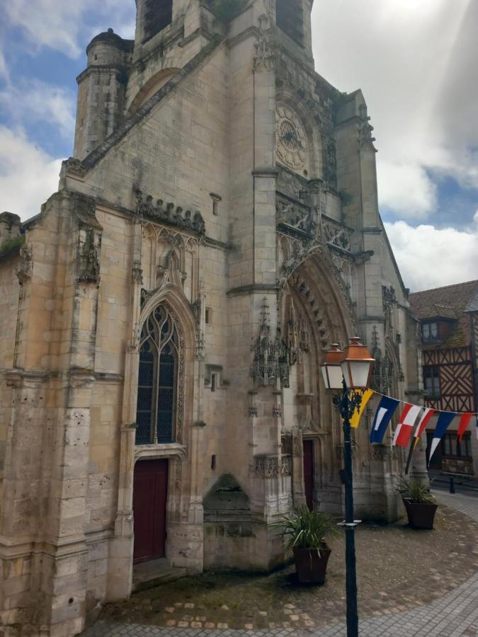 Le Leon Honfleur Exterior foto