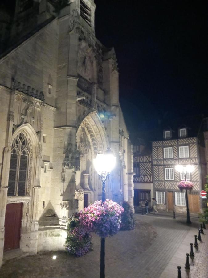 Le Leon Honfleur Exterior foto
